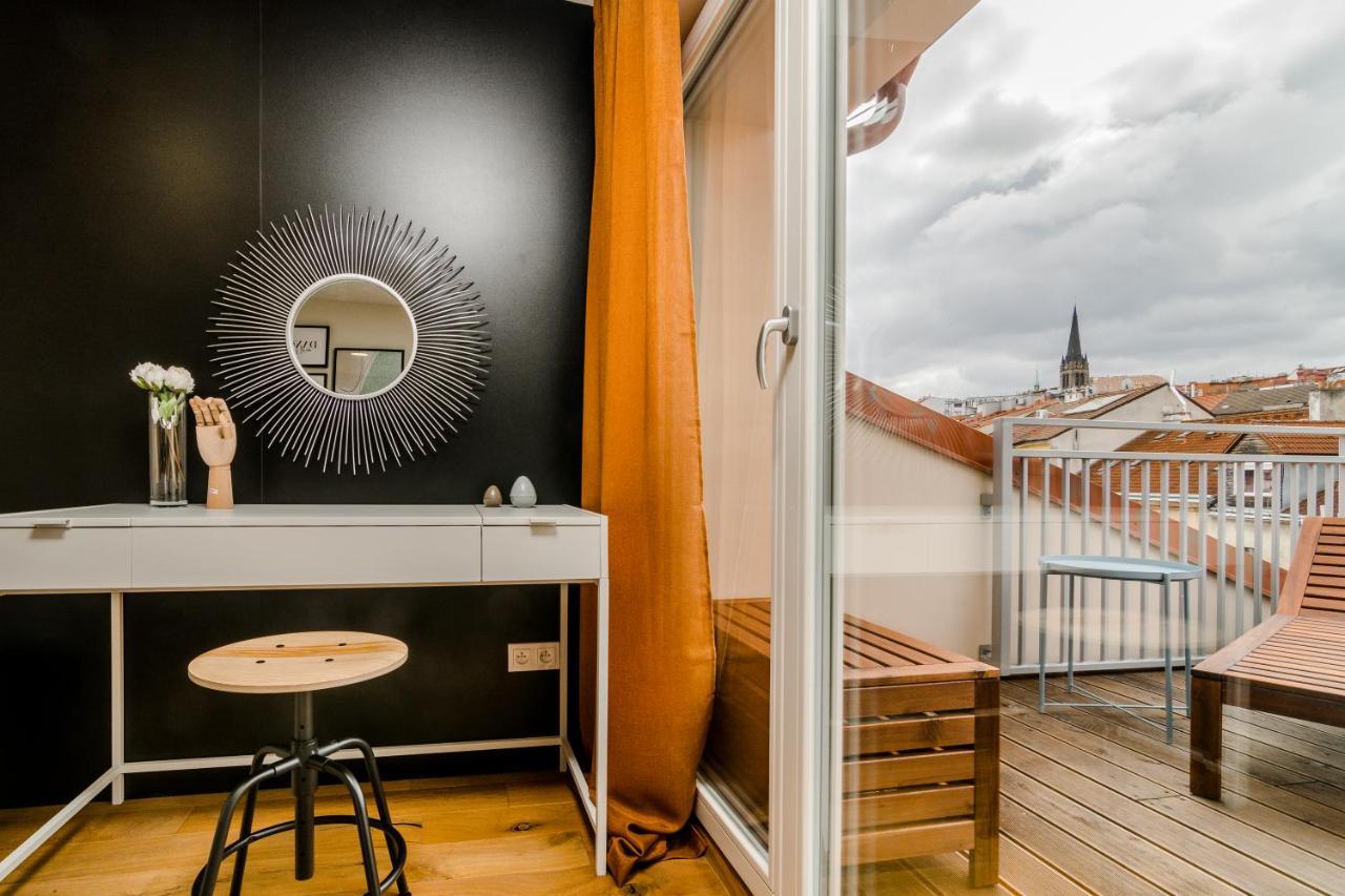 Prague Days - Premium Loft W Terrace - View - Netflix - Ac Lägenhet Exteriör bild